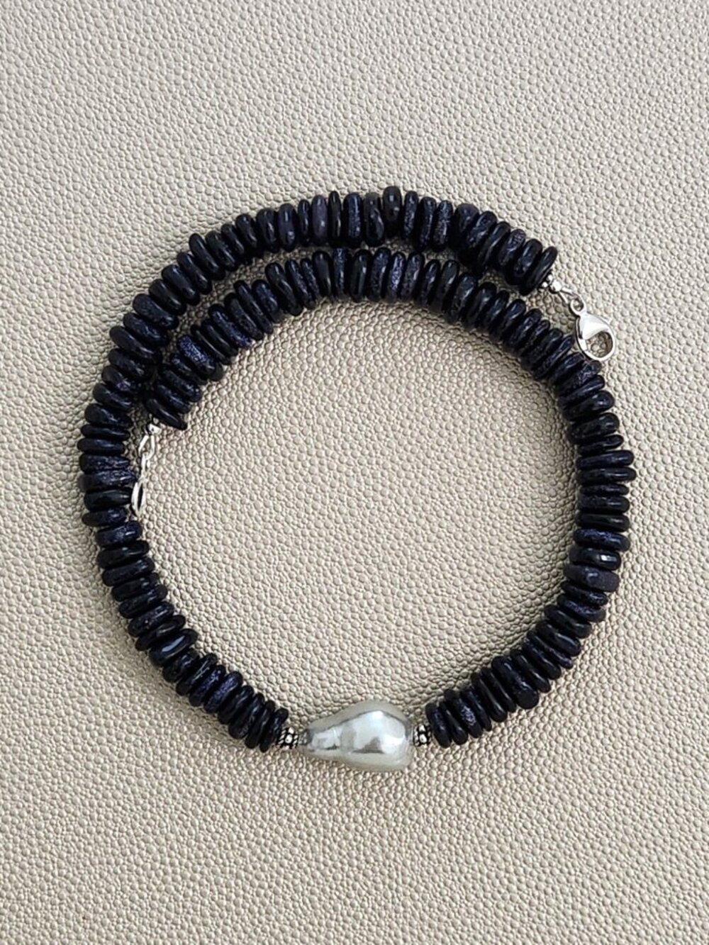 MIDNIGHT HOUR NECKLACE W/ BLUE SANDSTONE & FLAMEBALL PEARL--16"